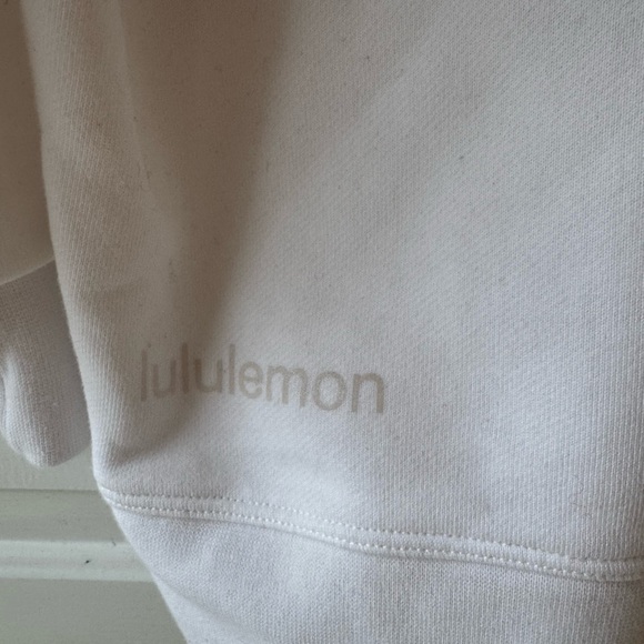 Lululemon Perfectly Oversized Crew White sweatshirt, Size 6 - Picture 8 of 8